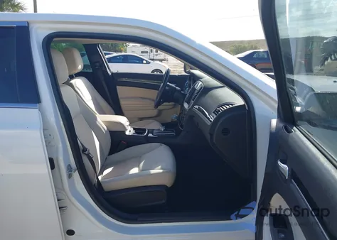 2020 Chrysler 300 Touring из США, поврежденный, VIN 2C3CCAAG7LH150813